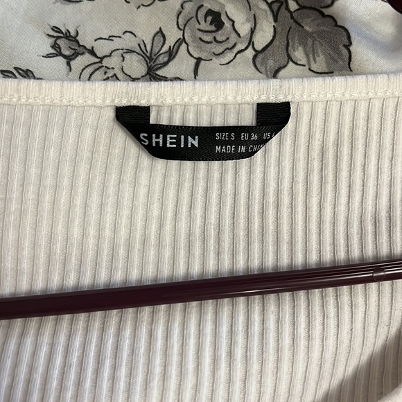 long sleeve crop top, super cute! thin but not see through with the right bra! - Picture 2 of 3